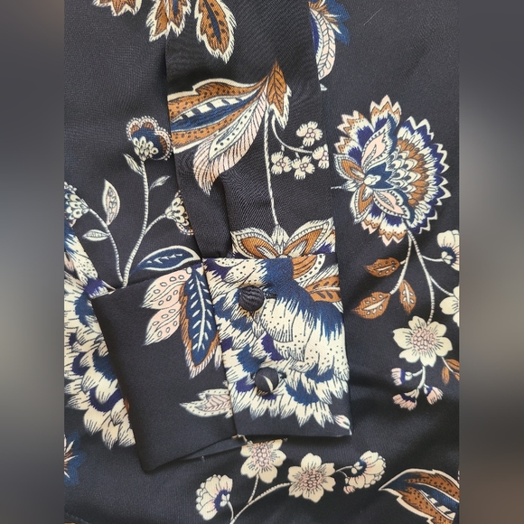 RW&Co Long Sleeve Floral Blouse - Small - Picture 3 of 8